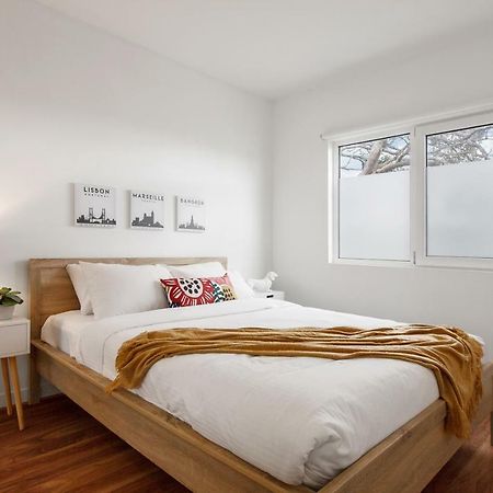 Heart Of Highett Apartment By Ready Set Host Melbourne Exterior photo