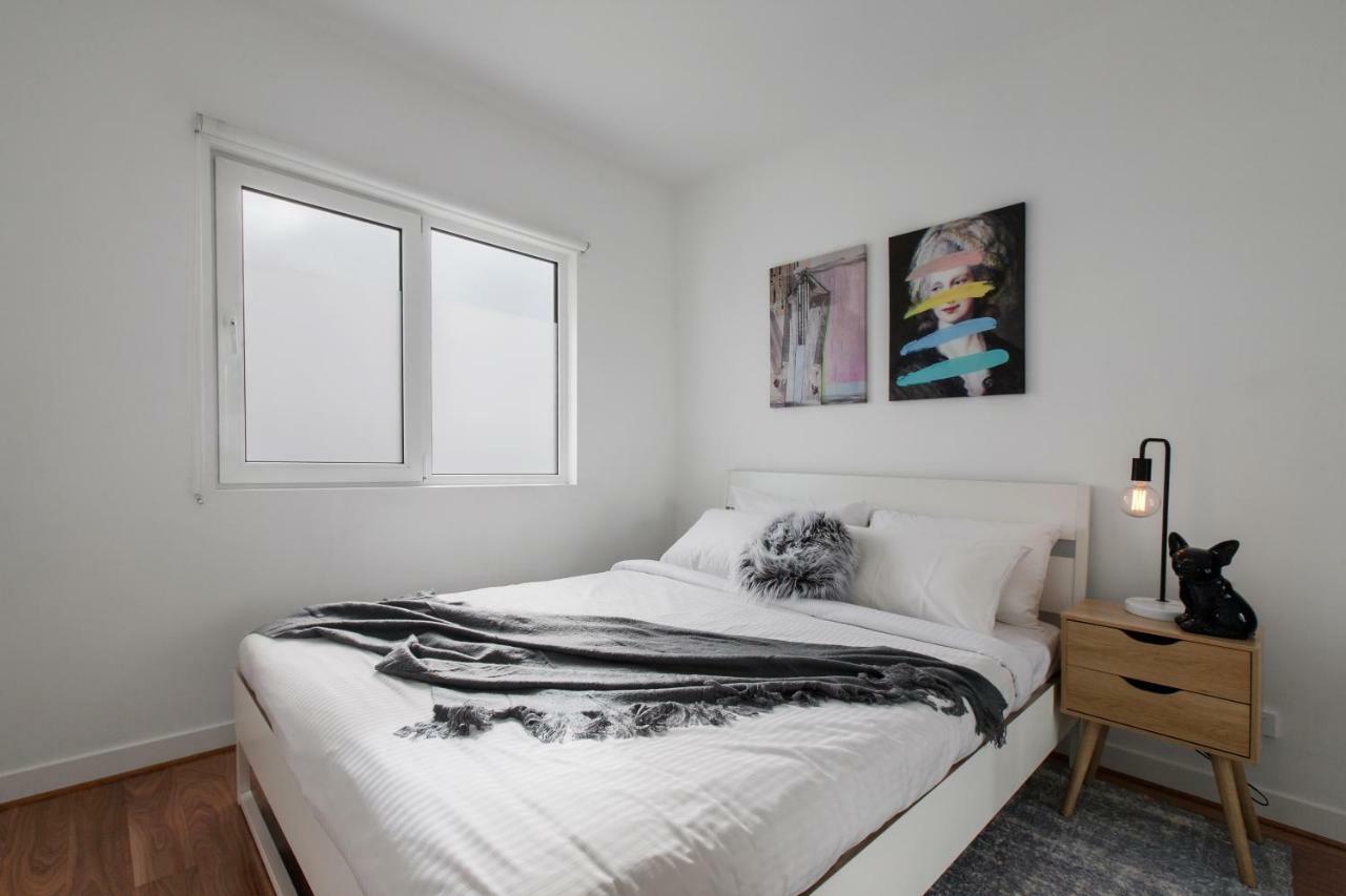 Heart Of Highett Apartment By Ready Set Host Melbourne Exterior photo
